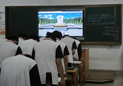 1712111758152081.png 1712111758152081.png